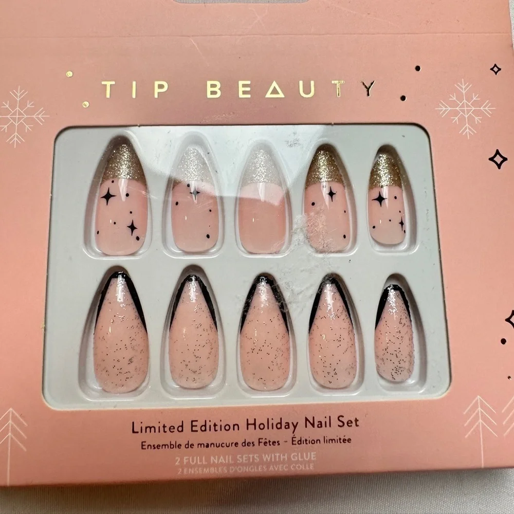Tip Beauty Nail Set with Glitter and Patterns (Brand New)